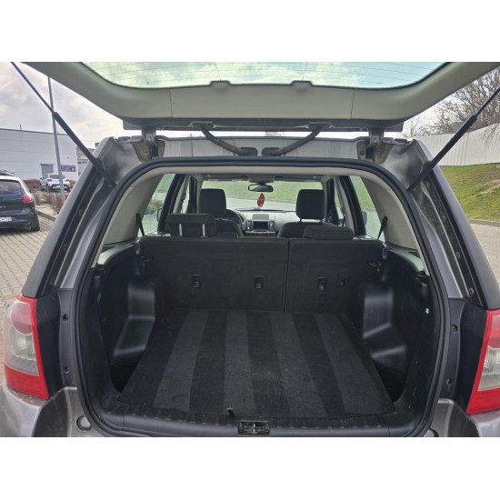 LAND ROVER FREELANDER 4X4 2.2D