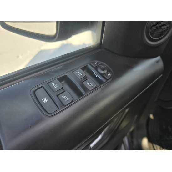 LAND ROVER FREELANDER 4X4 2.2D
